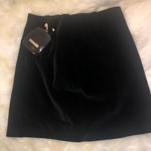 Banana republic Velour rich black skirt size 4